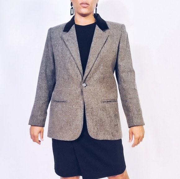 Sag Harbor Blazer - Picture 2 of 7